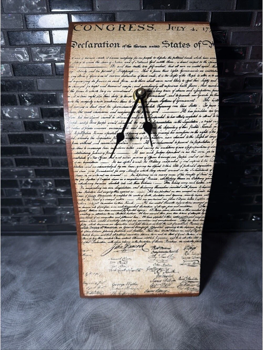 Declaration of Independence Curved Wood Quartz Desk Mantel Clock Americana Decor